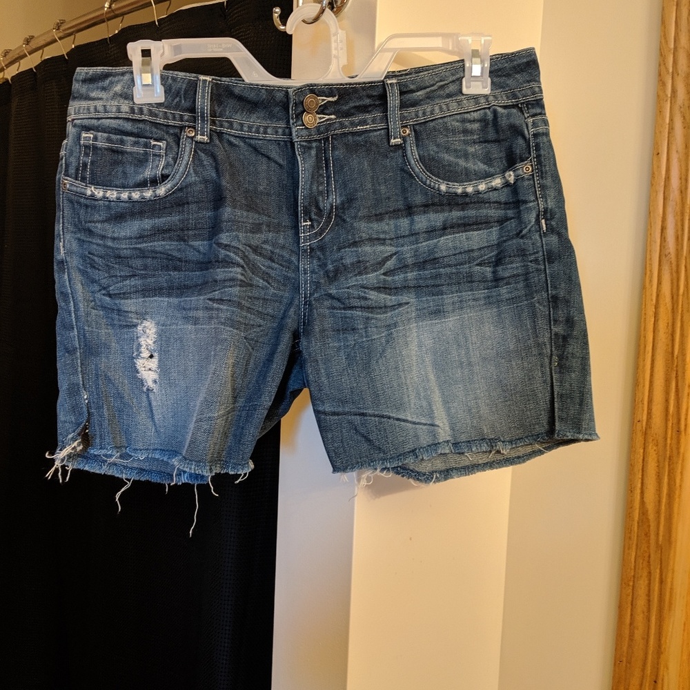 Women's Vigoss Jean shorts size 15